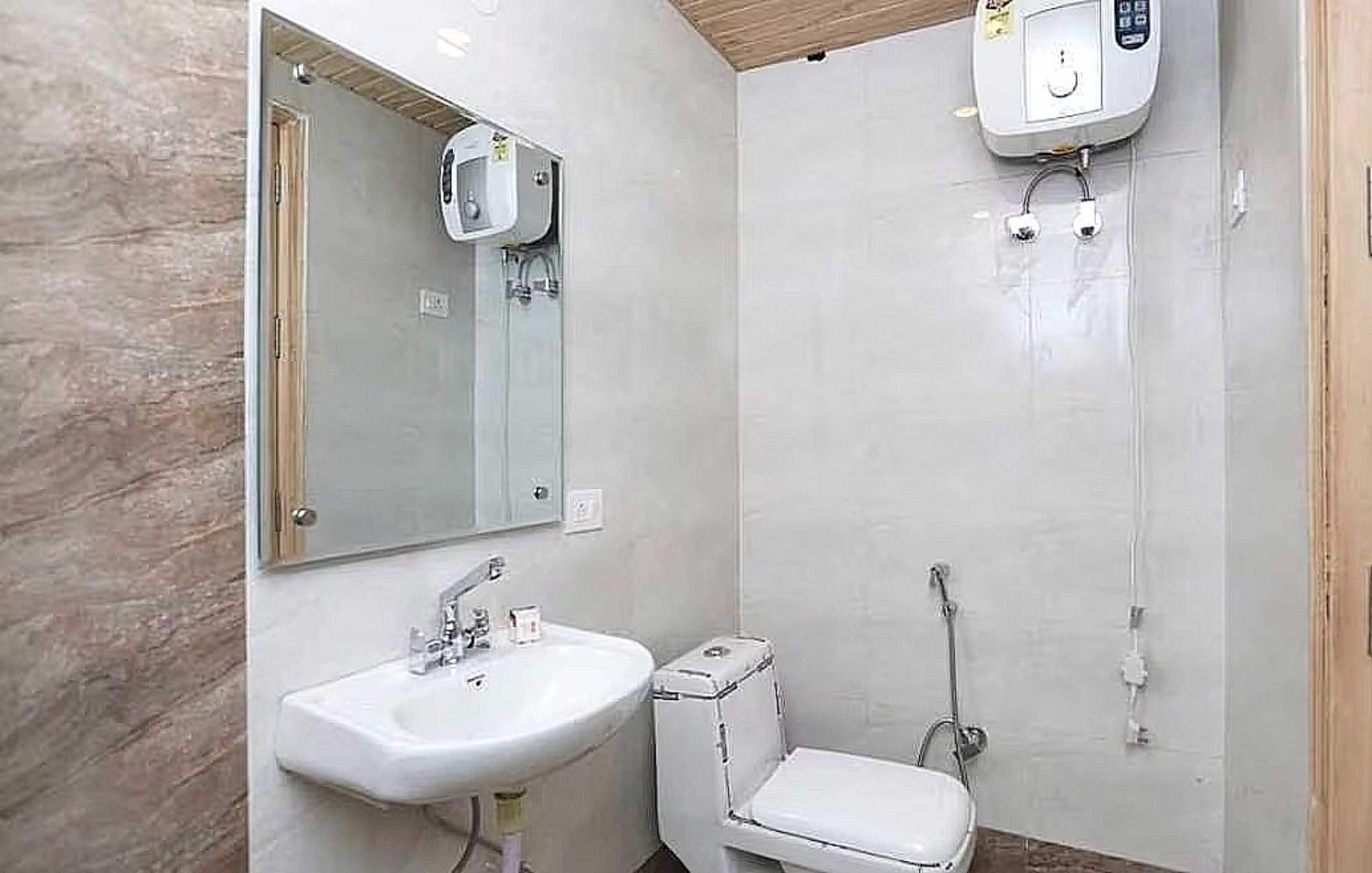 Hotel O Rl Residency 가지아바드 외부 사진